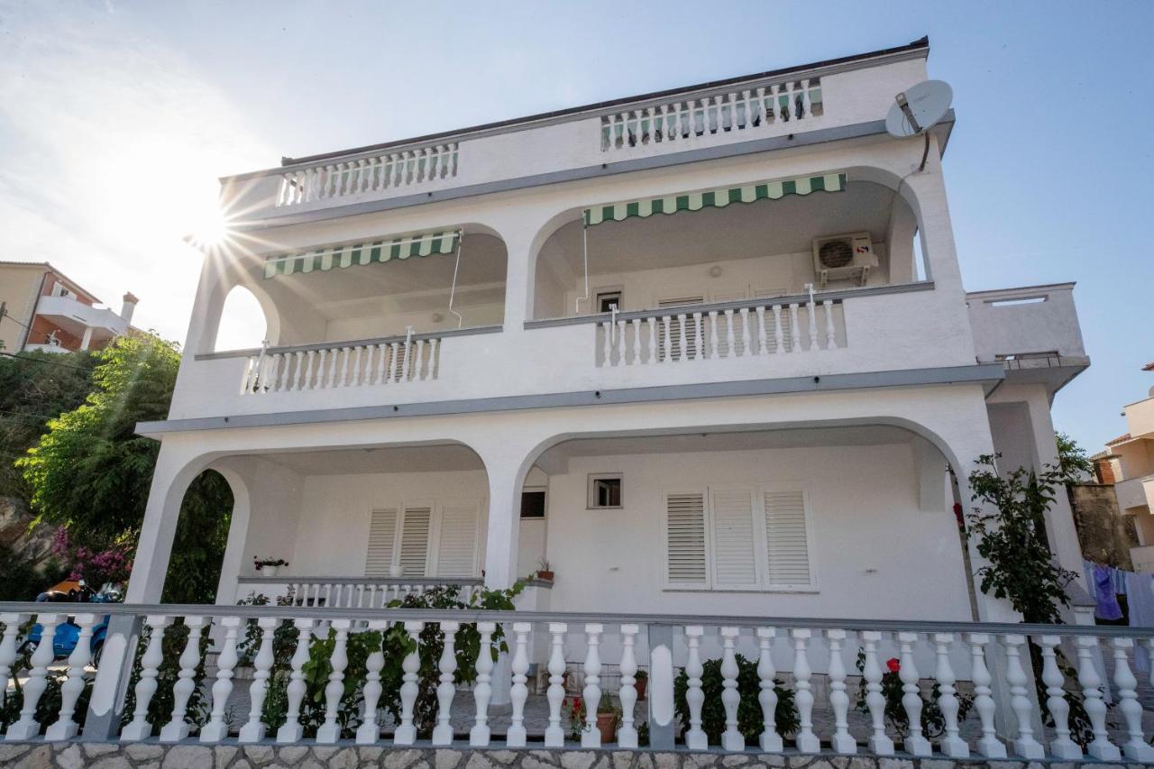 Apartmani Sanjin Tariba سوبيتارسكا دراغا المظهر الخارجي الصورة