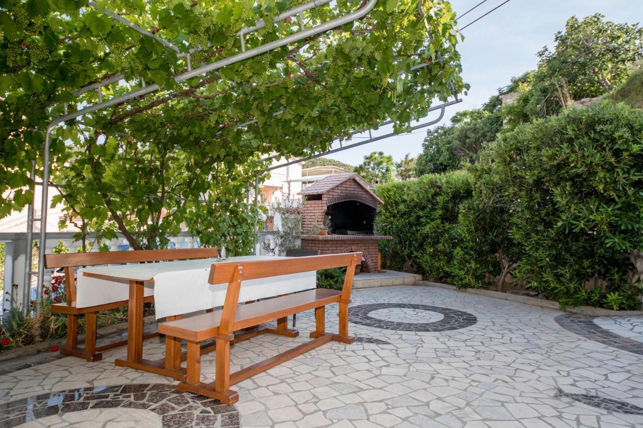 Apartmani Sanjin Tariba سوبيتارسكا دراغا المظهر الخارجي الصورة