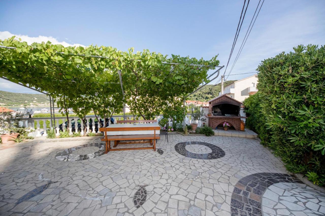 Apartmani Sanjin Tariba سوبيتارسكا دراغا المظهر الخارجي الصورة