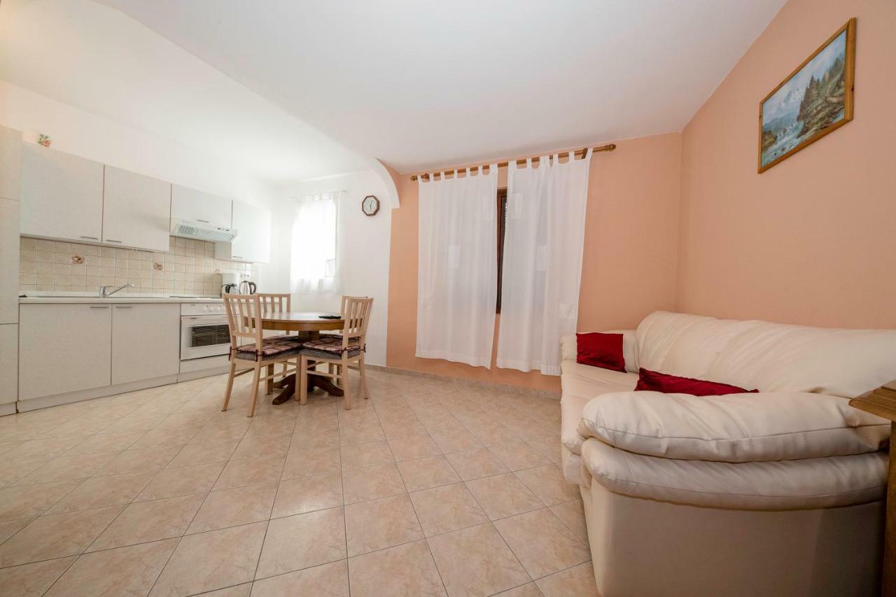 Apartmani Sanjin Tariba سوبيتارسكا دراغا المظهر الخارجي الصورة