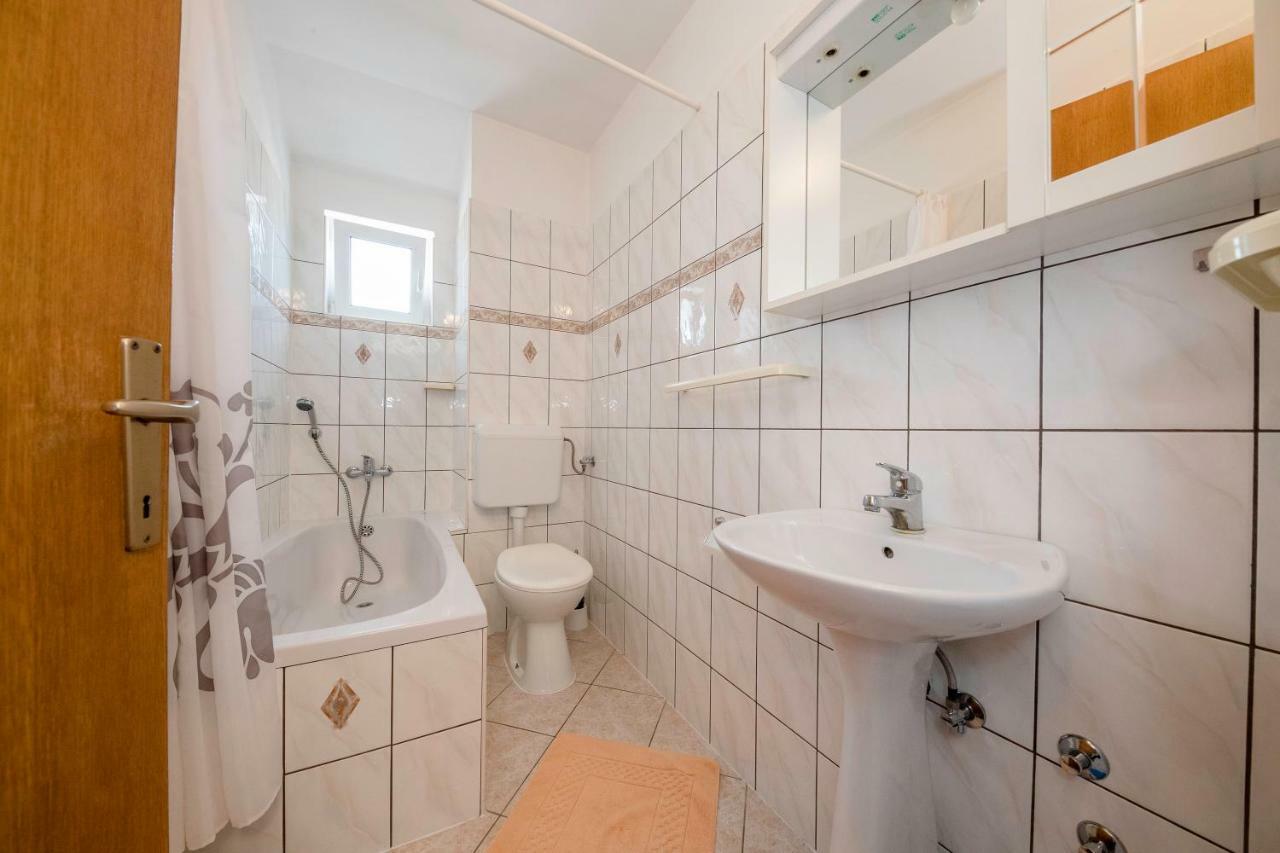 Apartmani Sanjin Tariba سوبيتارسكا دراغا المظهر الخارجي الصورة
