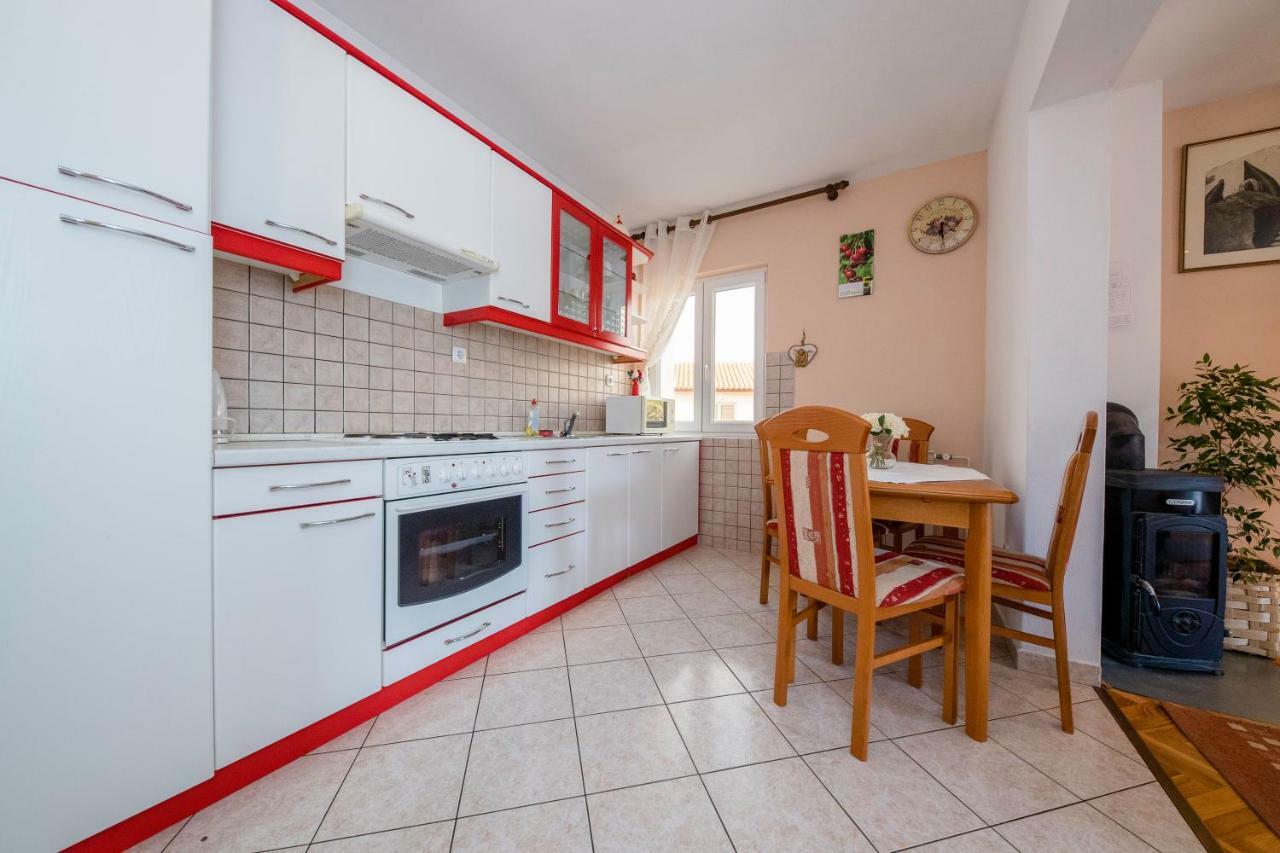 Apartmani Sanjin Tariba سوبيتارسكا دراغا المظهر الخارجي الصورة